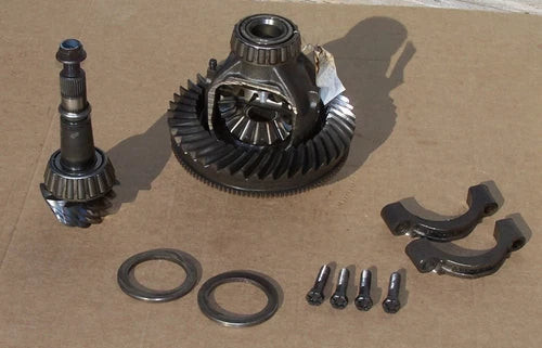 87 - 97 FORD OBS F250 F350 REAR DIFFERENTIAL DROP OUT 4.10 RATIO OEM used OEM rear differential carrier assembly