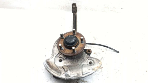 2005-2011 Chrysler 300 Front Left/Driver With Hub Used OEM Steering Knuckle Spindle