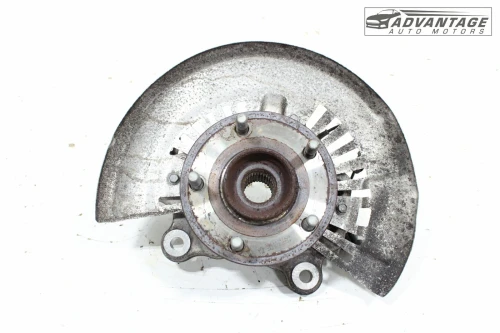 2020-2022 Chrysler Voyager Front Left/Driver FWD With Hub Used OEM Steering Knuckle Spindle