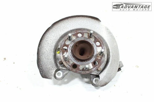 2020-2024 Chrysler Voyager Rear Right/Passenger FWD With Hub Used OEM Steering Knuckle Spindle