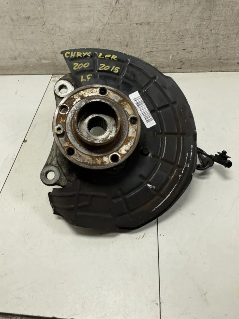 2015 Chrysler 200 Front Left/Driver With Hub Used OEM Steering Knuckle Spindle