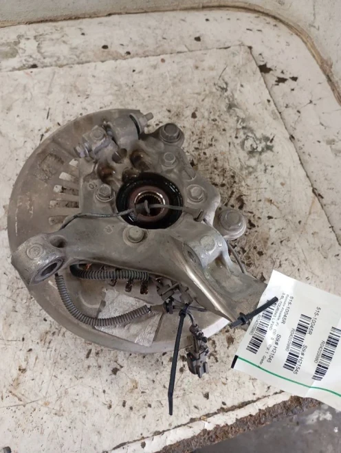 2017-2025 Chrysler Pacifica 4203980 Front Right/Passenger FWD Used OEM Steering Knuckle Spindle