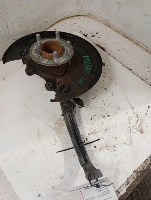2012-2023 Chrysler 300 4177433 Front Left/Driver RWD Used OEM Steering Knuckle Spindle