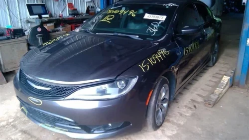2015-2017 Chrysler 200 10263117 Front Left/Driver Used OEM Steering Knuckle Spindle