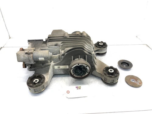2015-2018 AUDI Q3 AWD REAR DIFFERENTIAL AXLE CARRIER OEM used OEM rear differential carrier assembly