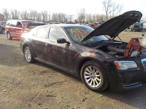 2012-2020 Chrysler 300 1648852 Front Left/Driver RWD Used OEM Steering Knuckle Spindle