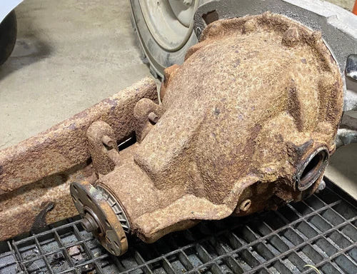 2007 14 Expedition Rear 3:73 Gears 67301 Used OEM Rear Differential Carriers used OEM rear differential carrier assembly
