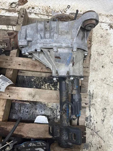 1988-1999 Suburban 1500 Front Carrier Used OEM Front Differential Carriers used OEM front differential carrier assembly