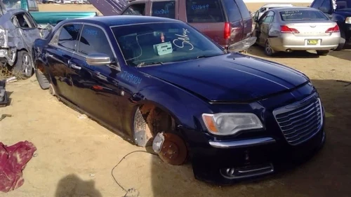 2012-2023 Chrysler 300 28530934 Front Left/Driver RWD Used OEM Steering Knuckle Spindle