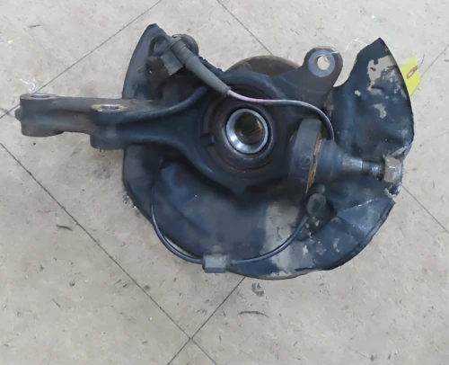 2002-2006 Honda Front Right/Passenger Used OEM Steering Knuckle Spindle