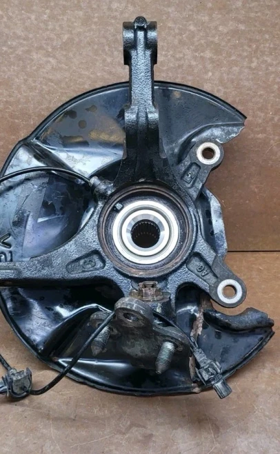 2006-2011 Honda Civic Front Left/Driver With Hub Used OEM Steering Knuckle Spindle