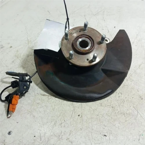2002-2006 Honda CR-V Front Right/Passenger ABS Used OEM Steering Knuckle Spindle
