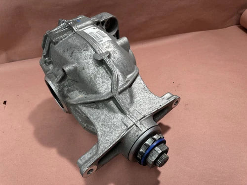 BMW F06 640I F10 Rear Differential Axle Carrier 3.23 Ratio #15141 Used OEM Rear Differential Carriers used OEM rear