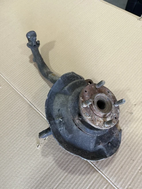 1989-1991 Honda 51210SH3040 Front Right/Passenger With Hub Used OEM Steering Knuckle Spindle