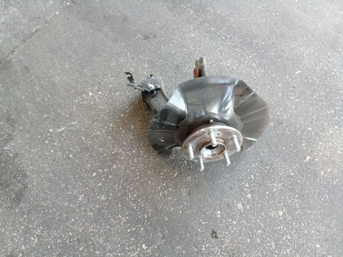 2026 Honda HR-V Front Right/Passenger Used OEM Steering Knuckle Spindle
