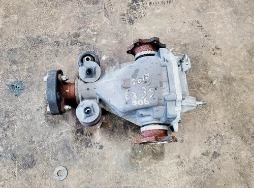 2008-2012 Infiniti EX35 Rear Used OEM Rear Differential Carriers used OEM rear differential carrier assembly