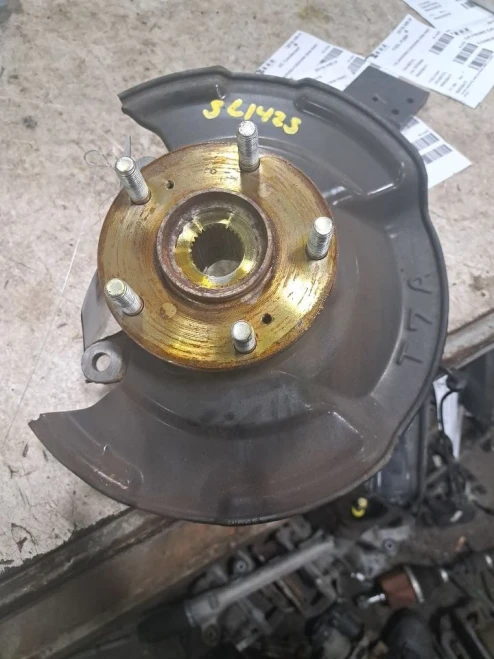 2016 Honda HR-V 4339391 Front Left/Driver Used OEM Steering Knuckle Spindle
