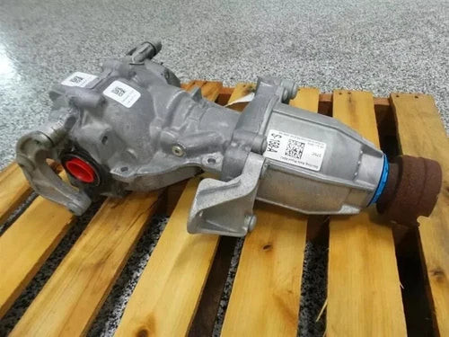 2015-2018 Ford Edge Rear Axle Used OEM Rear Differential Carriers used OEM rear differential carrier assembly