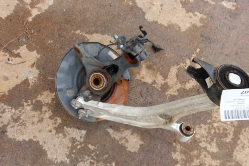 2018-2020 Honda Accord Front Left/Driver With Hub Used OEM Steering Knuckle Spindle