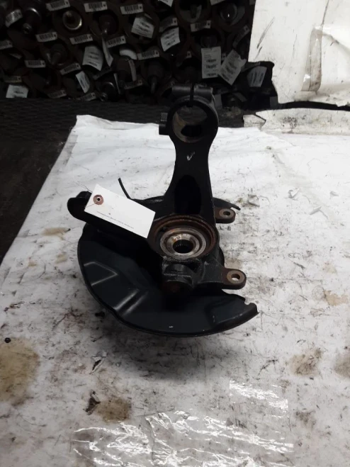 2018-2022 Honda Accord 2502604 Front Left/Driver Used OEM Steering Knuckle Spindle