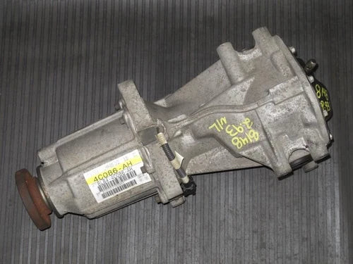2007-2009 Lincoln Mkx Rear Axle Used OEM Rear Differential Carriers used OEM rear differential carrier assembly