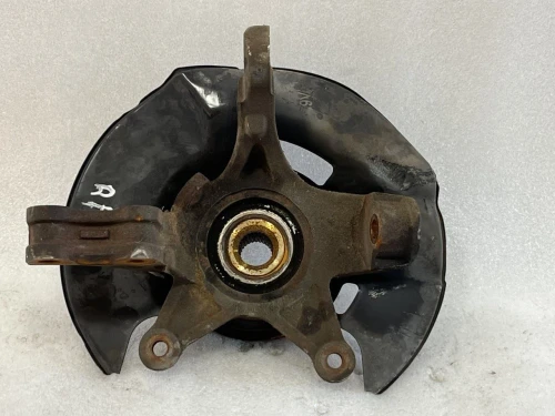 2003-2004 Honda Pilot Front Right/Passenger With Hub Used OEM Steering Knuckle Spindle