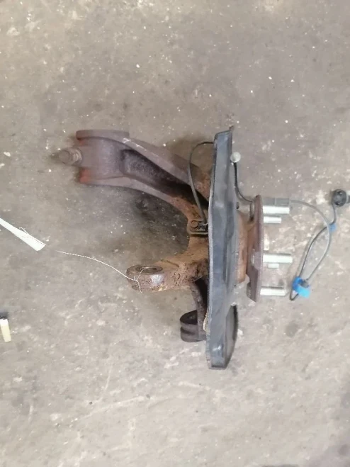2016-2022 Honda Pilot 1774043 Front Right/Passenger Used OEM Steering Knuckle Spindle