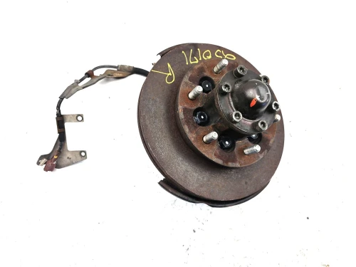 1996-2001 Honda Passport Front Right/Passenger With Hub Used OEM Steering Knuckle Spindle