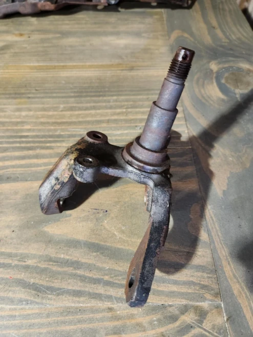 1987 Honda 51210HC0000 Front Right/Passenger Used OEM Steering Knuckle Spindle
