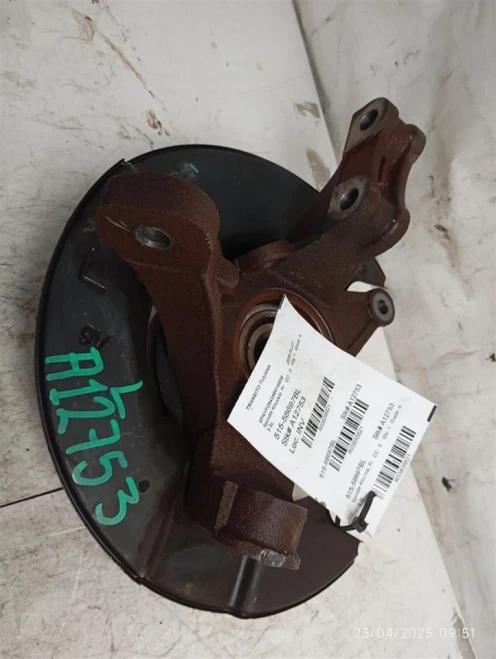 2005-2008 Honda Pilot 3835621 Front Left/Driver Used OEM Steering Knuckle Spindle