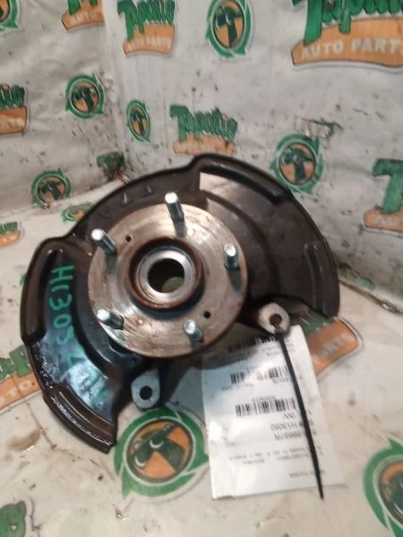 2016-2022 Honda HR-V 3536310 Front Right/Passenger Used OEM Steering Knuckle Spindle
