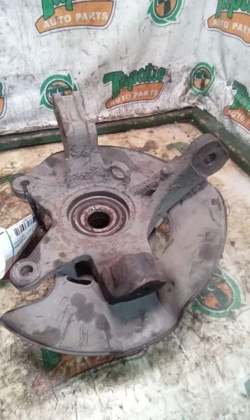 2003-2004 Honda Pilot 3326681 Front Right/Passenger Used OEM Steering Knuckle Spindle