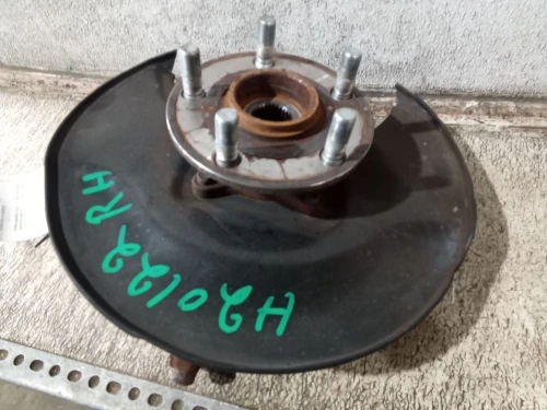 2011-2017 Honda Odyssey 4097592 Front Right/Passenger Used OEM Steering Knuckle Spindle