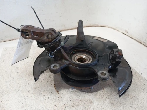 2015-2016 Honda CR-V 4021735 Front Right/Passenger Used OEM Steering Knuckle Spindle