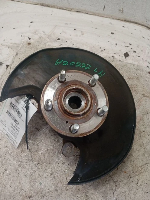 2011-2017 Honda Odyssey 4104051 Front Left/Driver Used OEM Steering Knuckle Spindle