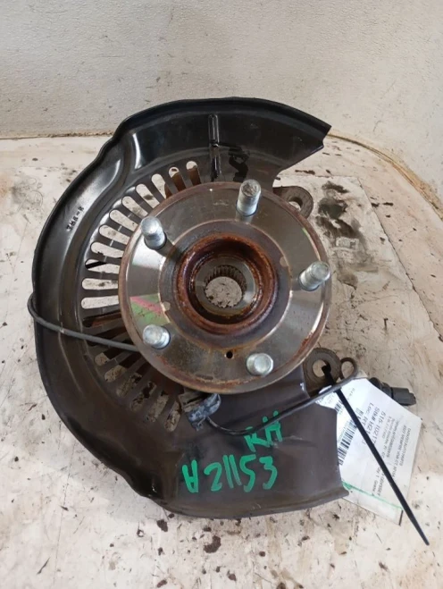 2018-2025 Honda Odyssey 4168098 Front Right/Passenger Used OEM Steering Knuckle Spindle