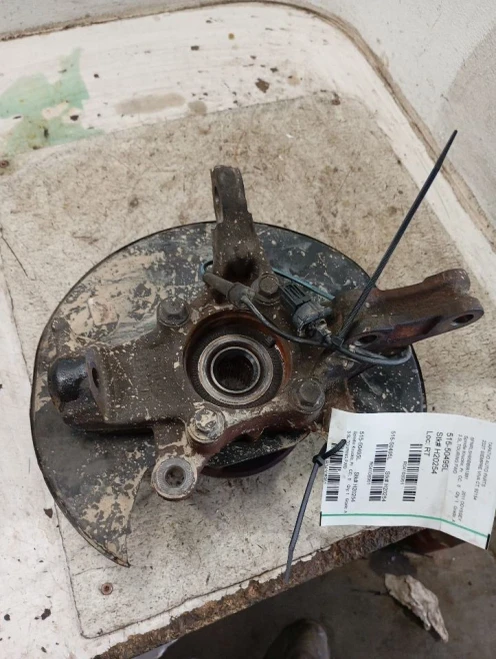 2011-2017 Honda Odyssey 4108961 Front Left/Driver Used OEM Steering Knuckle Spindle