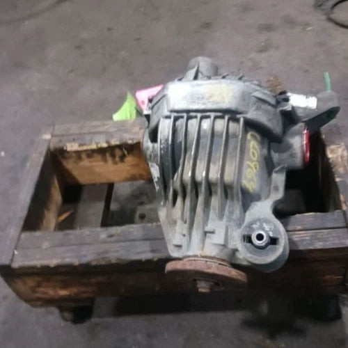 2002-2005 Ford Explorer Rear 3.55 Ratio 4DR Used OEM Rear Differential Carriers used OEM rear differential carrier assembly