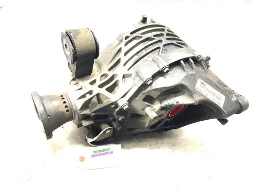 2014-2021 Maserati Quattroporte 3.0L AWD Rear Axle Differential Carrier Used OEM Rear Differential Carriers used OEM rear