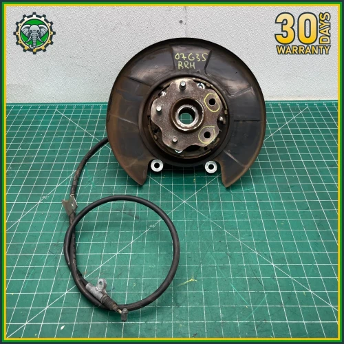 2007-2010 Infiniti G37 Rear Right/Passenger RWD With Hub With Bearing Used OEM Steering Knuckle Spindle
