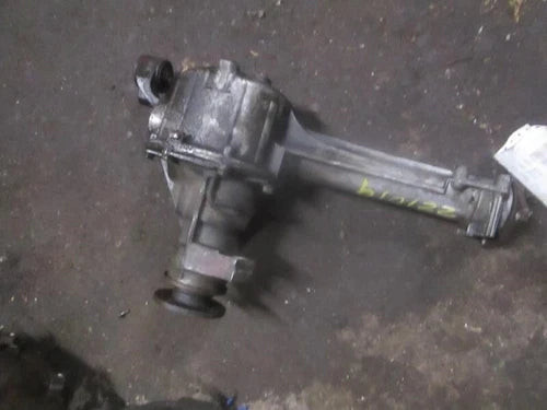 1999-2004 Chevy Tracker AT Front Axle 4.88 Ratio Used OEM Front Differential Carriers used OEM front differential carrier