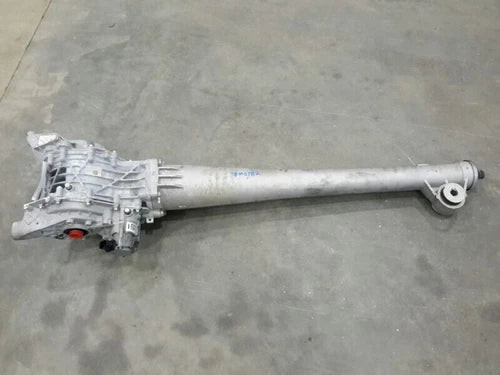 2020 Chevy Traverse 3.6L Rear Axle AWD Used OEM Rear Differential Carriers used OEM rear differential carrier assembly