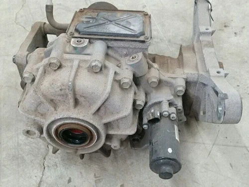 2014-2018 Jeep Cherokee Rear Axle Single Speed Used OEM Rear Differential Carriers used OEM rear differential carrier