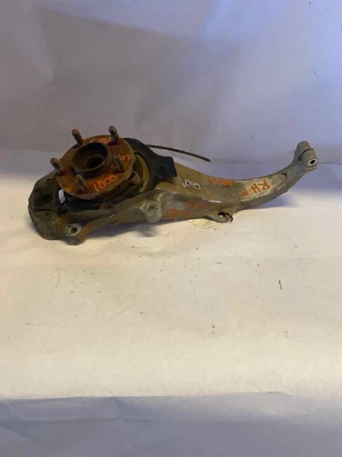 Infiniti G35 Front Right/Passenger Used OEM Steering Knuckle Spindle