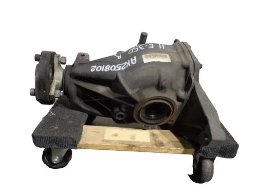 2010-2011 Mercedes E350 RWD Rear AK2508102 Used OEM Rear Differential Carriers used OEM rear differential carrier assembly