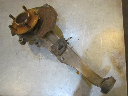 2003 Infiniti G35 Front Right/Passenger Used OEM Steering Knuckle Spindle
