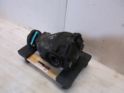 2001-2005 Mercedes C320 W203 Rear AK61167 Used OEM Rear Differential Carriers used OEM rear differential carrier assembly
