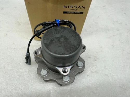 2011-2024 Infiniti QX56 Rear With Hub Used OEM Steering Knuckle Spindle