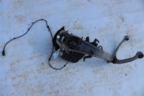 2014-2019 Infiniti Q50 Front Right/Passenger RWD With Hub Used OEM Steering Knuckle Spindle