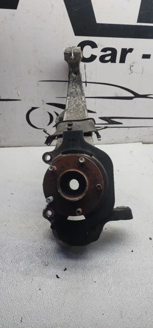 2006-2013 Infiniti M35 Front Left/Driver With Hub Used OEM Steering Knuckle Spindle